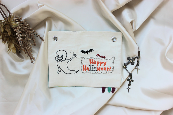 【手刺繍】おばけちゃんのハロウィンタペストリー