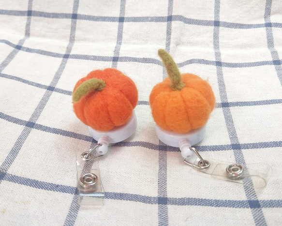 ウール フェルト 野菜と果物 ハロウィーン パンプキン 格納式バックル ナース バックル ドキュメント バックル