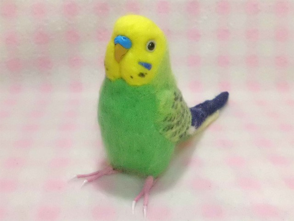 セキセイインコ 牧場色グリーンオパ－リン  ほぼライフサイズ　羊毛フェルト★鼻の色変更可能★受注作成　羊毛インコ