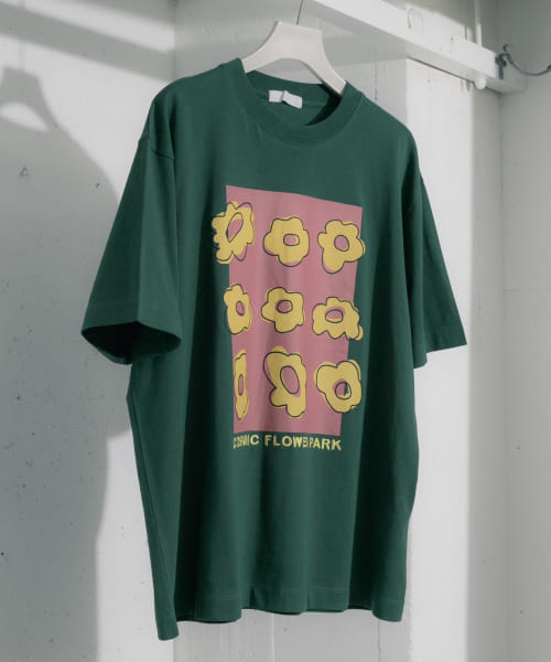 センスオブプレイス バイ アーバンリサーチ/『ユニセックス』ポップアートフラワーグラフィックTシャ･･･