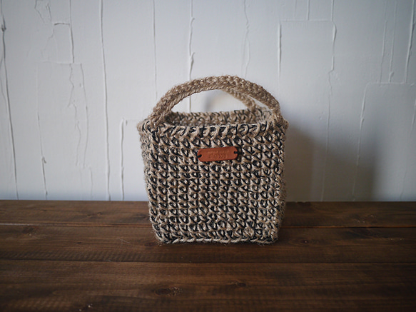 JUTE CUBE BLACK