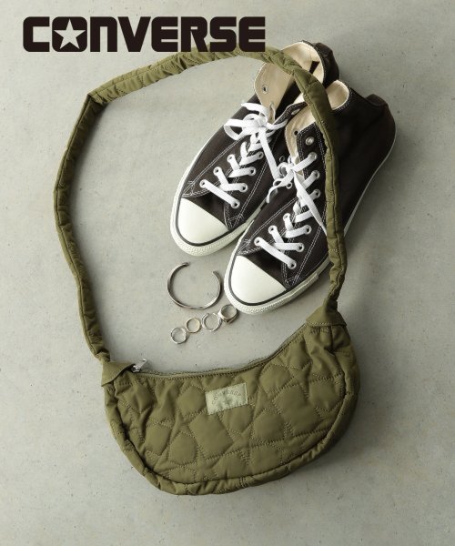 CONVERSE STAR QUILTING SHOULDER BAG