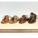 森き　ミニチュアブーツキーホルダー　一つ　miniature boots.