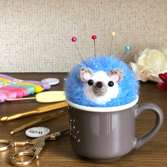 はりねずみ ピンクッション  キラキラかわいい ハリネズミ 編みぐるみ