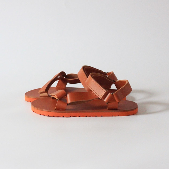 【即日発送／送料無料】 足に馴染むレザーサンダル 「Sandals (orange)」