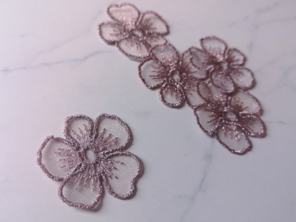 フラワー刺繍（ピンクベージュ×5個）