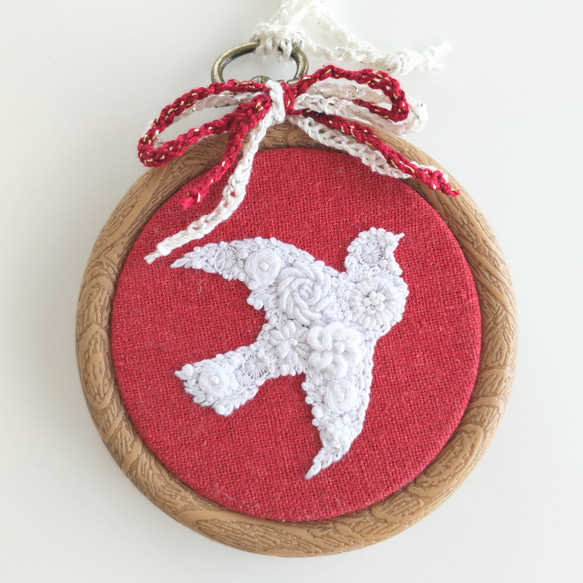 小さな刺繍フレーム 『flower pigeon』red color