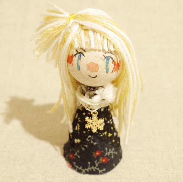 nollen kokeshi