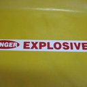 英語標識「EXPLOSIVES」（2枚セット）屋外可（爆発物という意味です）