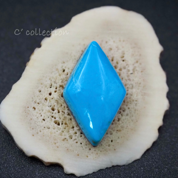 10,6ct Sleeping Beauty Turquoise スリーピングビューティー ターコイズ SB-83