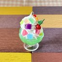 生クリームもりもり＊カラフルゼリートッピングクリームソーダゼリーパフェ