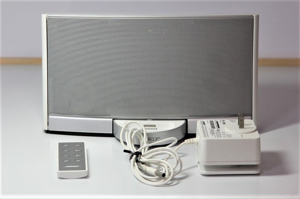 Bose SoundDock Portable system : iPod専用サウンドシステム ホワイト【中古品】