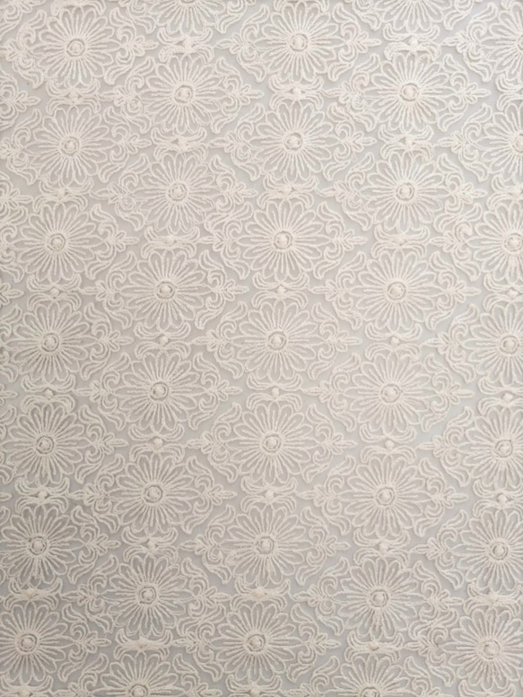 ◆数量限定【刺繍生地】　コットン×ナイロン【刺繍　IVORY】No.222  95cm巾×50㎝　カット生地