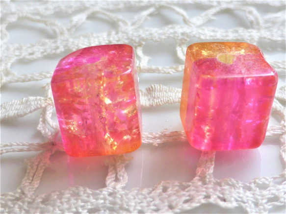 ヒビ　歪み ピンク黄色　チェコビーズCzech Glass Beads２個