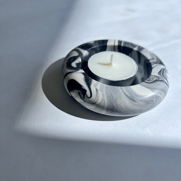 round candle holder/black marble