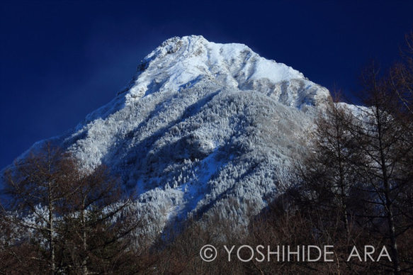 【額装写真】聳え立つ雪の阿弥陀岳