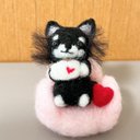 黒チワワちゃんのくつろぎタイム　羊毛フェルト雑貨