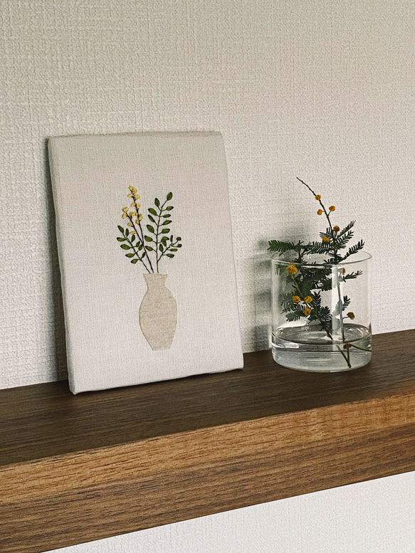 植物刺繍のファブリックアート