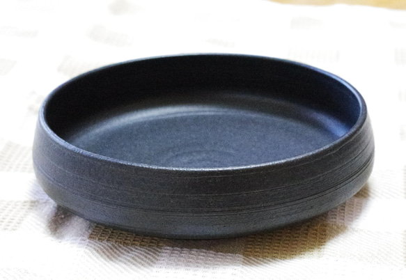 黒マットのどら鉢 (Φ17cm)