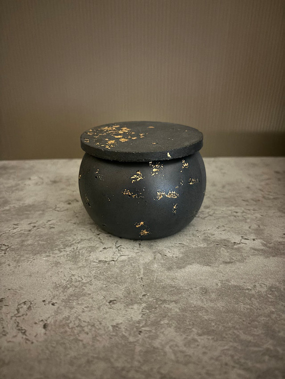 ジェスモナイト容器の100％天然精油＆ソイワックスキャンドル Jesmonite Candle Rin 凛 GOLD