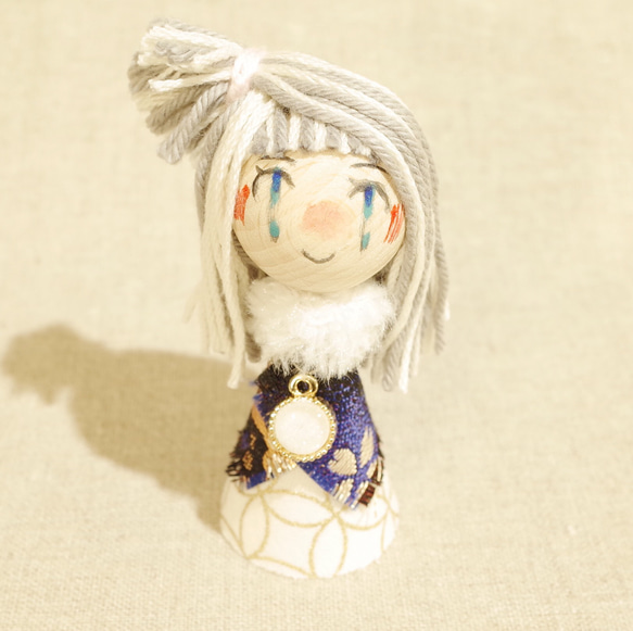 nollen kokeshi