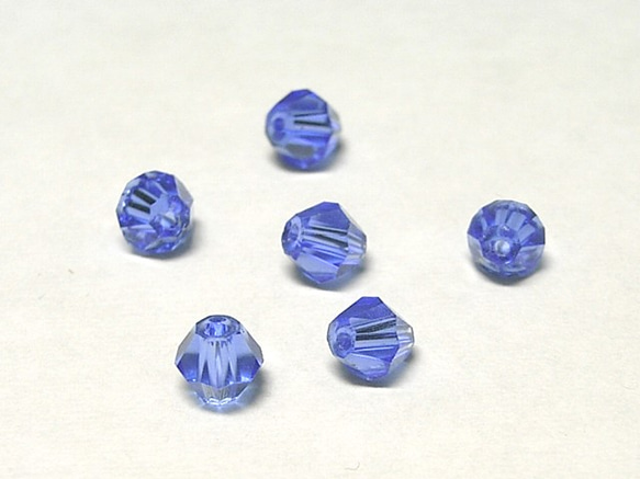 カット ビーズ ライトブルー 約4×4mm 3000600