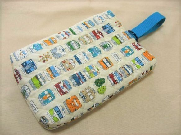 13-85◆SALE◆シューズバッグ◆２５×２０ｃｍ＊マチ４ｃｍ◆新幹線＆電車柄◆総キルティング◆入園準備＊入学準備◆