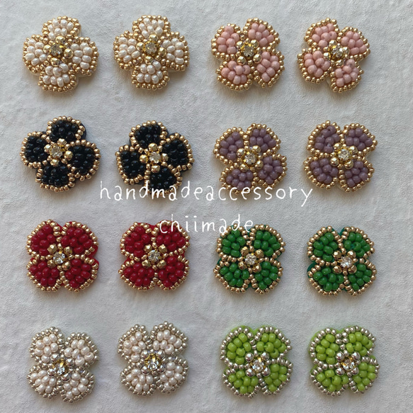 新色 春カラー 春色 ビーズ刺繍 お花 チタンピアス イヤリング　大きめ 軽い　ビーズ