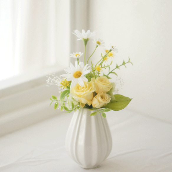 【仏花】　野原のお花のような仏花（黄色）お手持ちの花立にに飾っていただけます