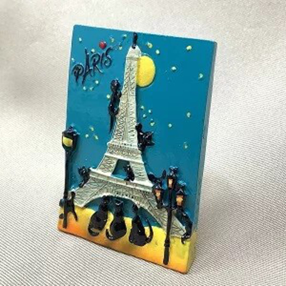 新入荷！フランスより届きました！『マグネット　PARIS　黒ネコとエッフェル塔』～１個～