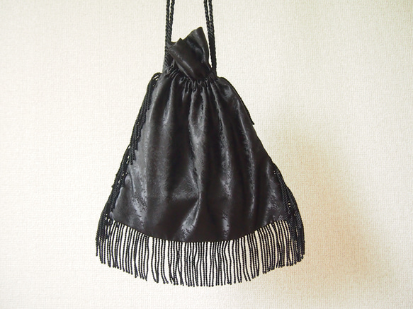 ［bag］fringe nuance black 巾着