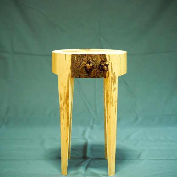 log stool #1 アウトドアにもインテリアにも使える無垢材使用チェーンソー削り出しの丸太スツール