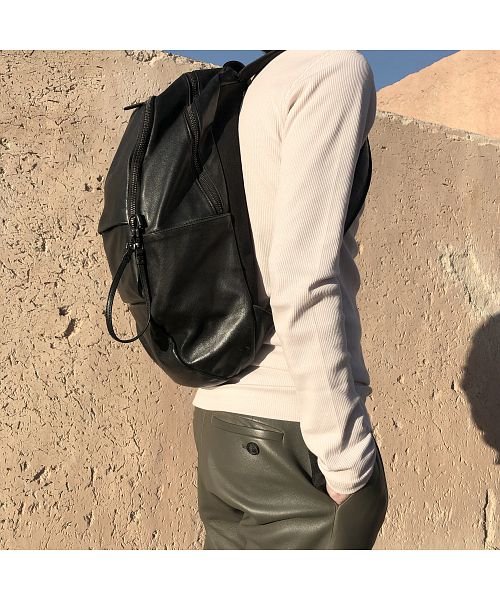 Leather backpack ’round double F’