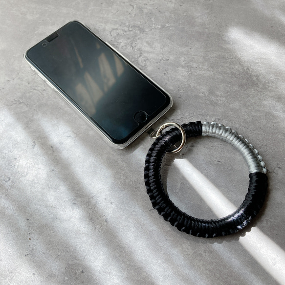 Satin Ring Strap（ブラック×シルバー）