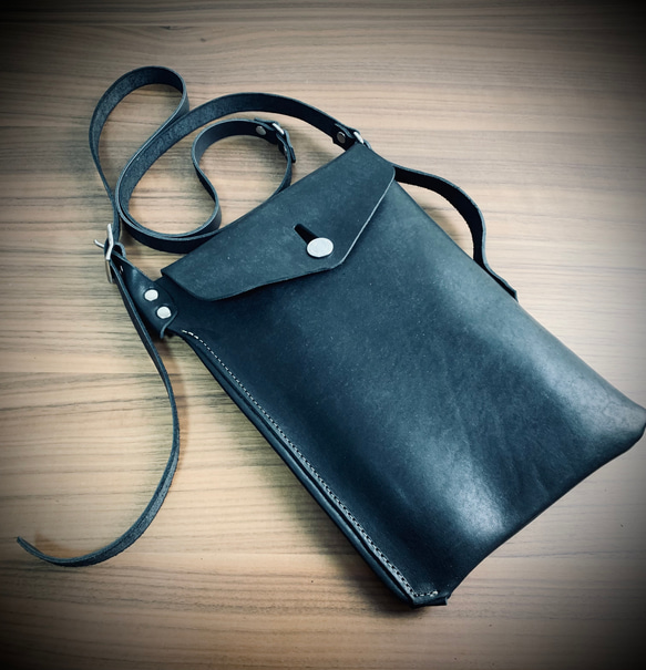 Sacoche bag サコッシュバック　オイルレザーBLACK