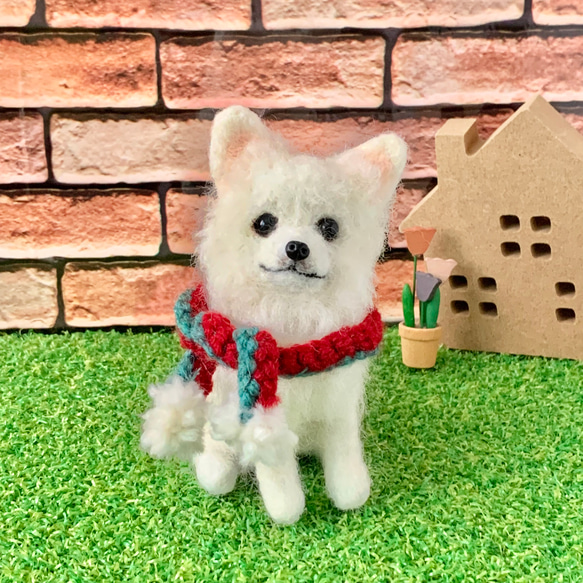 羊毛フェルトのおすわりロングコートチワワ　犬のぬいぐるみ