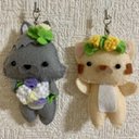 …受注生産…ハンドメイド  フェルト　ストラップ　マスコット　ネコちゃんとオオカミ軍