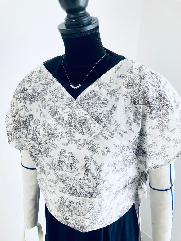 Toile de jouy 猛暑日にふんわりカシュクールブラウス【blouse de l’ailes】