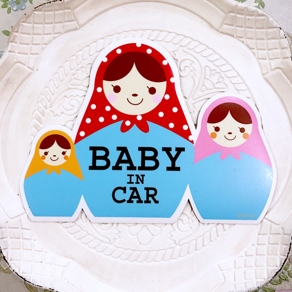 車用マグネット  baby in car 「マトリョーシカ」 ベビーインカー 赤色