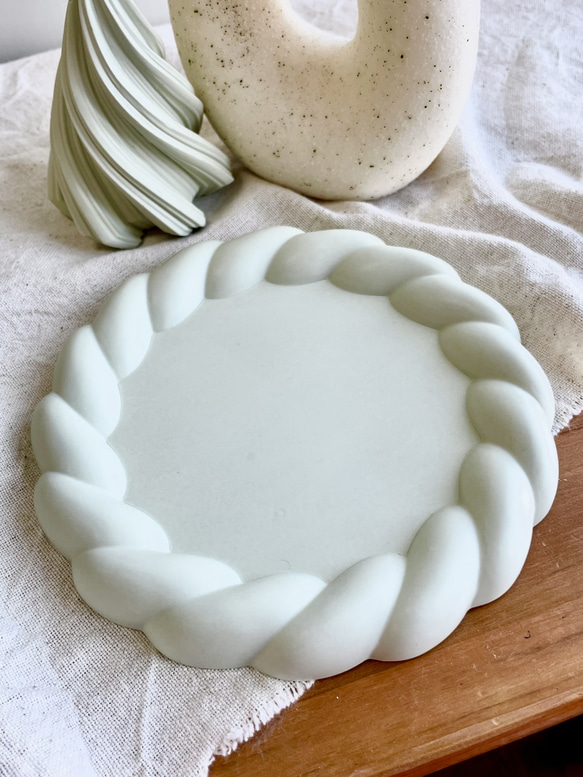 wreathe tray / round