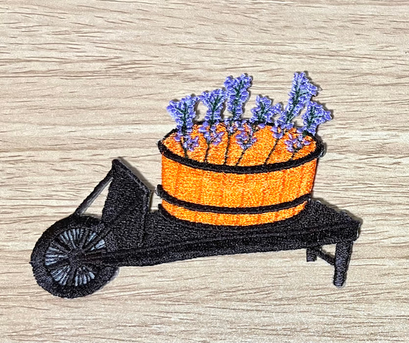 刺繍アイロンワッペン　花車