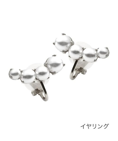 大人艶めくクレッセントパールのイヤリング/ピアス