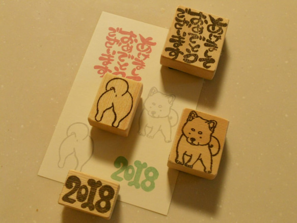 ゴム版はんこ　文字と犬種が選べる・2018年賀状セット【受注制作】