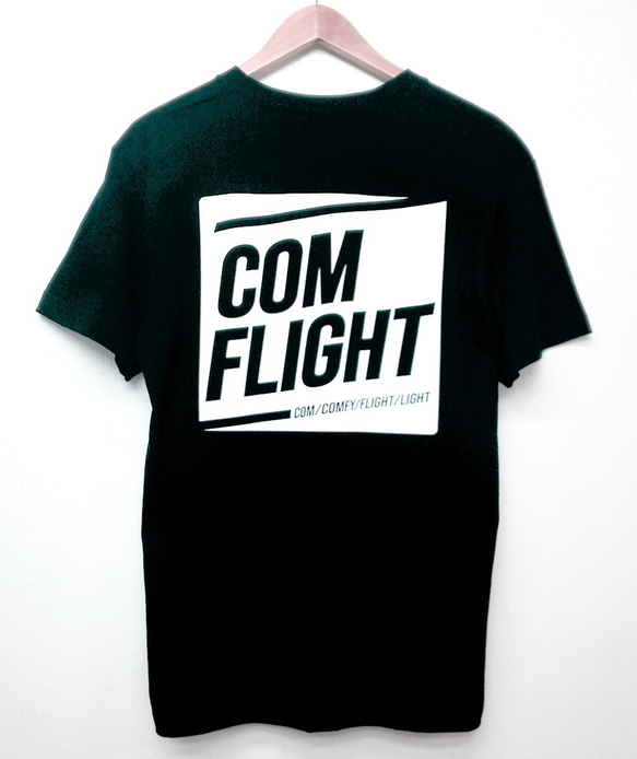 新品☆com flight ロゴ Tシャツ M ～XL