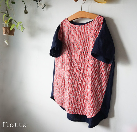 赤ストライプ刺繍柄布帛Tシャツロング丈