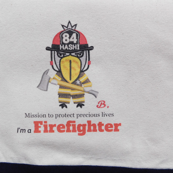 消防士「Firefighter」ハシビロコウのプリントトートバッグ