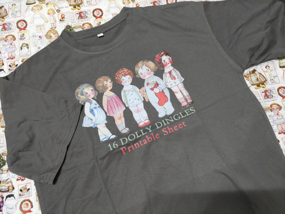 アメリカンレトロ　DOLLY　可愛い半袖Tシャツ（ダークグレー系）