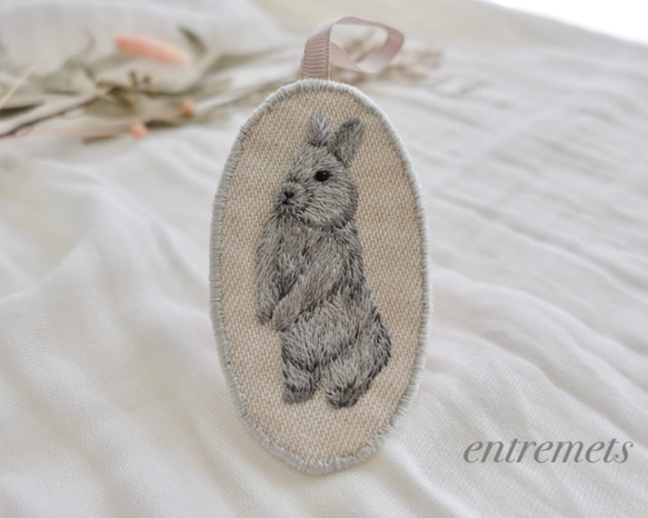 rabbit-grey-