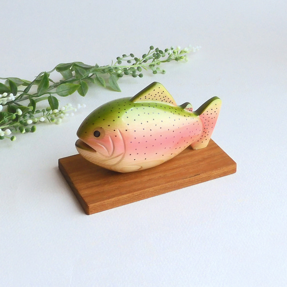 ニジマス (★台付き)   wooden rainbow trout