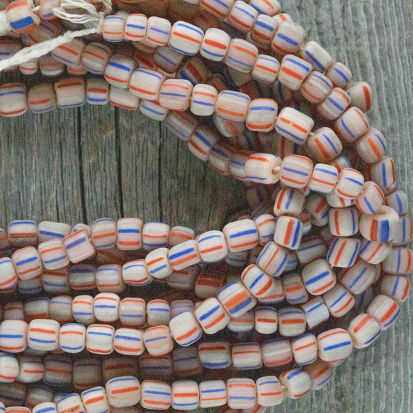 ＊Java stripe beads